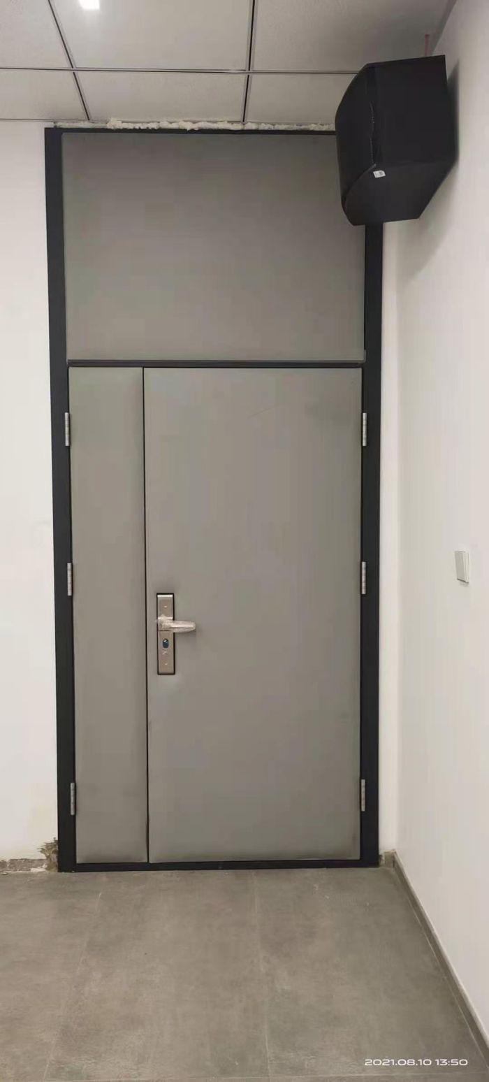 軟包隔聲門