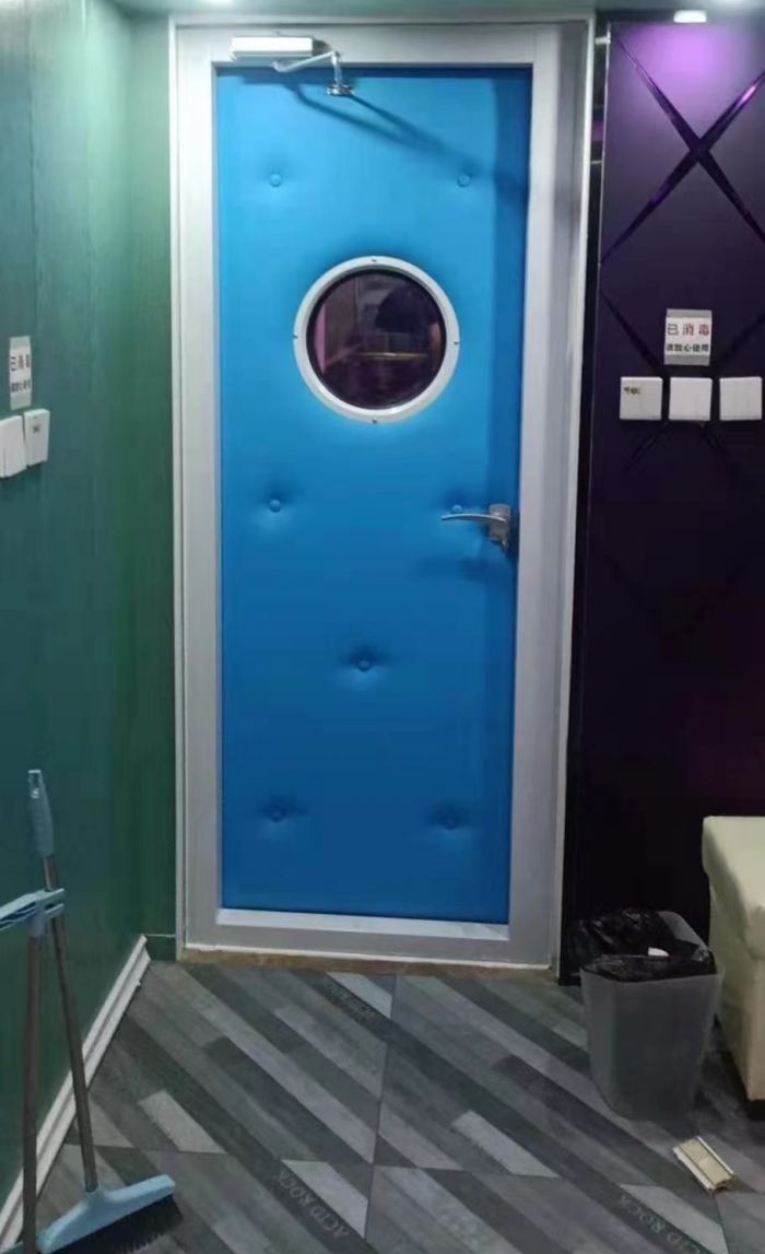 KTV隔音門